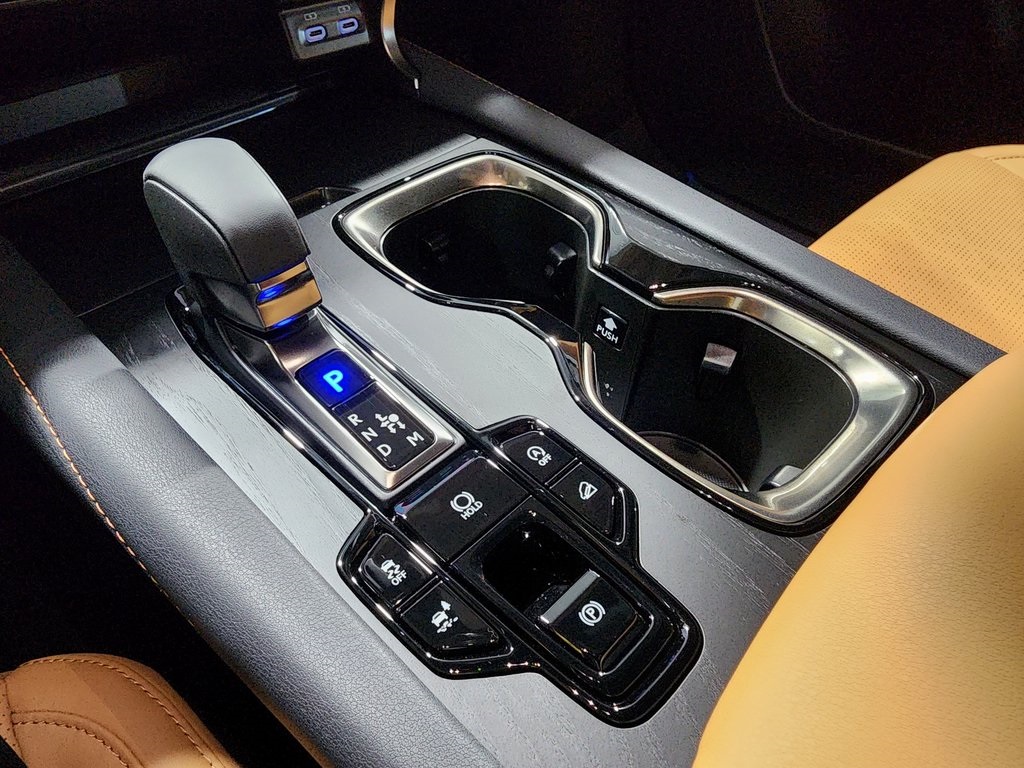 Thumbnail: 2025 Lexus RX - 23