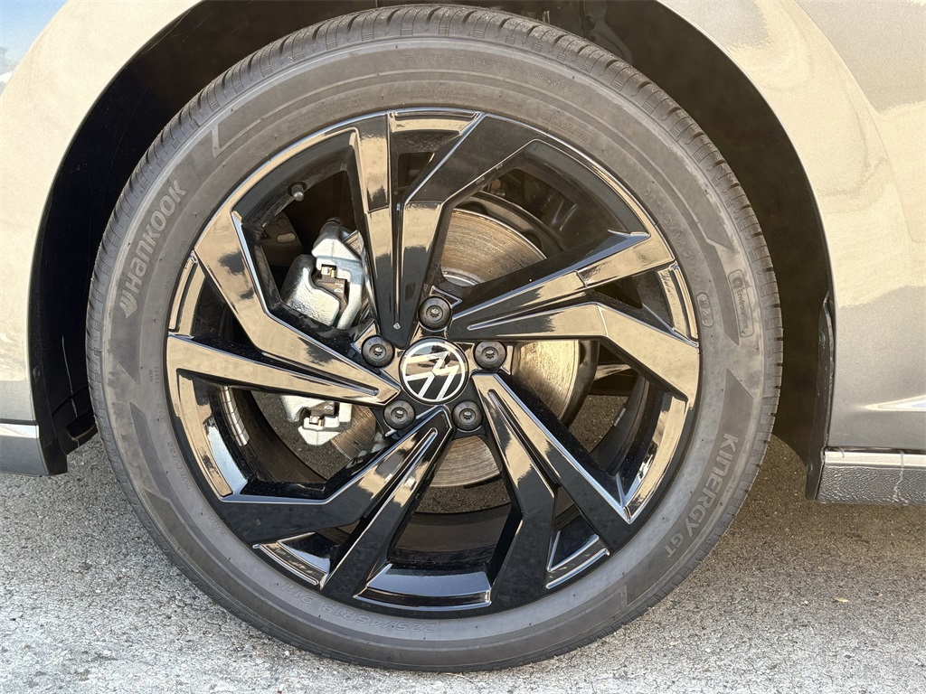 2025 Volkswagen Jetta 1.5T SE Gray at DeMontrond Automotive Group