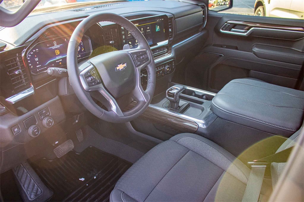 Used Car 2025 Chevrolet Silverado 1500  Lt For Sale Under $50,000 In San Marcos, Texas