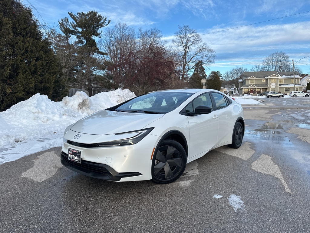 2024 Toyota Prius LE FWD