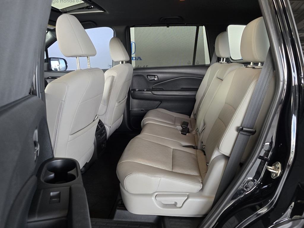 Thumbnail: 2019 Honda Passport - 15