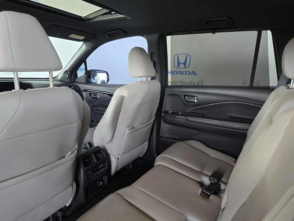Thumbnail: 2019 Honda Passport - 18