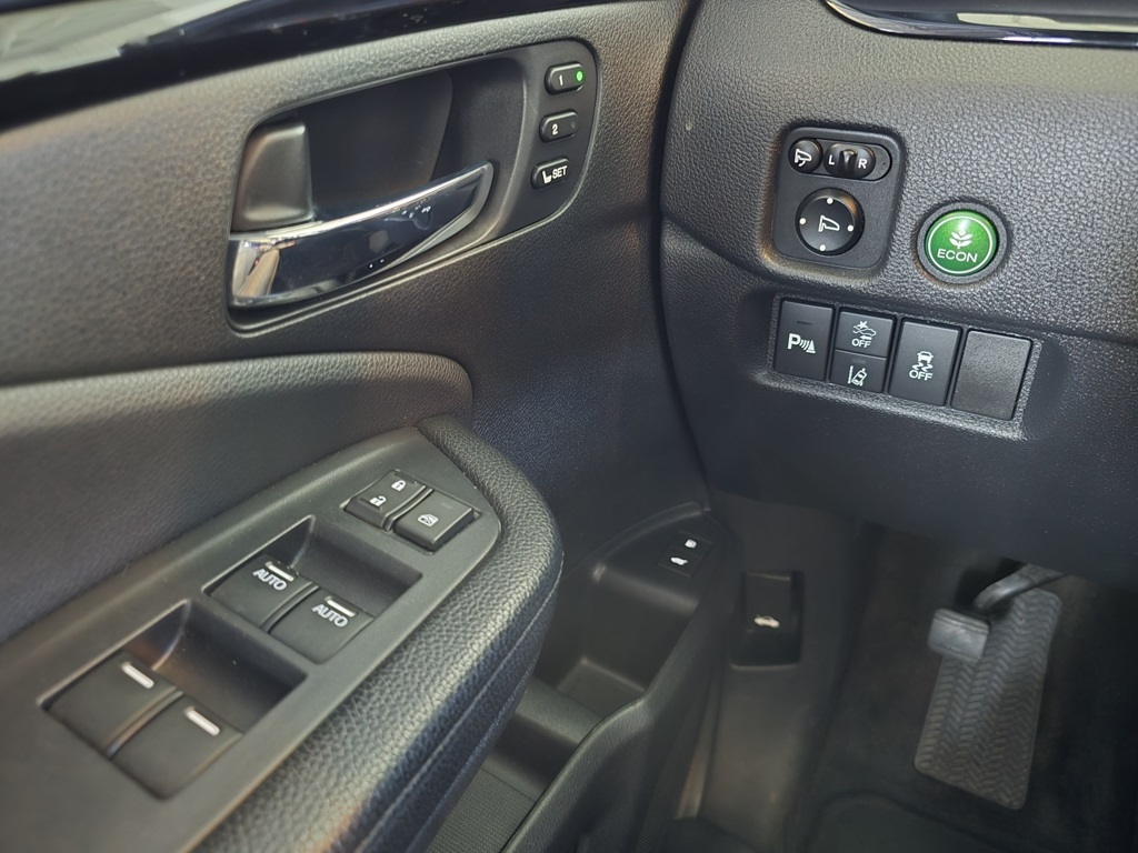 Thumbnail: 2019 Honda Passport - 25