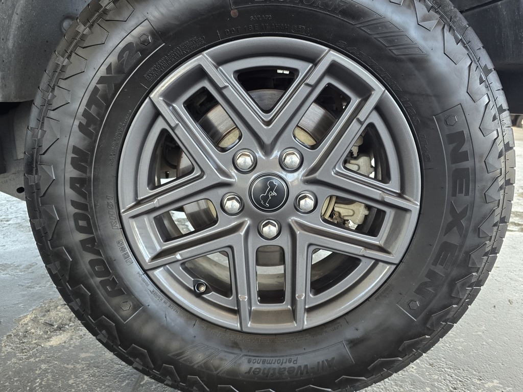 Thumbnail: 2021 Jeep Wrangler - 29