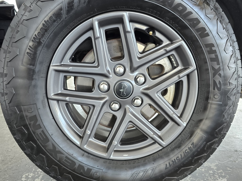 Thumbnail: 2021 Jeep Wrangler - 30