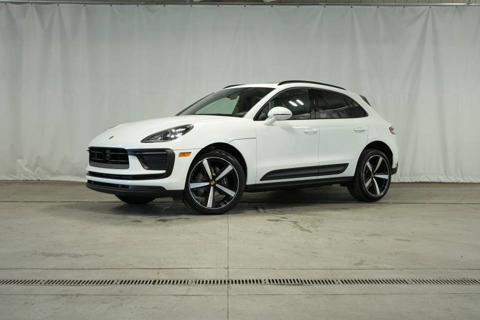 2026 Porsche Macan