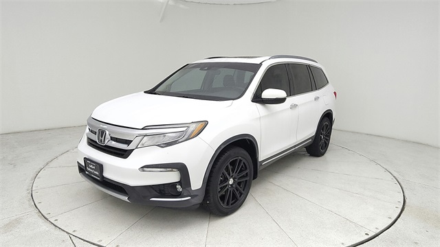 2020 Honda Pilot Touring White at Autostrade