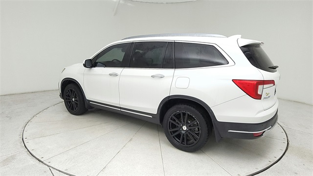2020 Honda Pilot Touring White at Autostrade