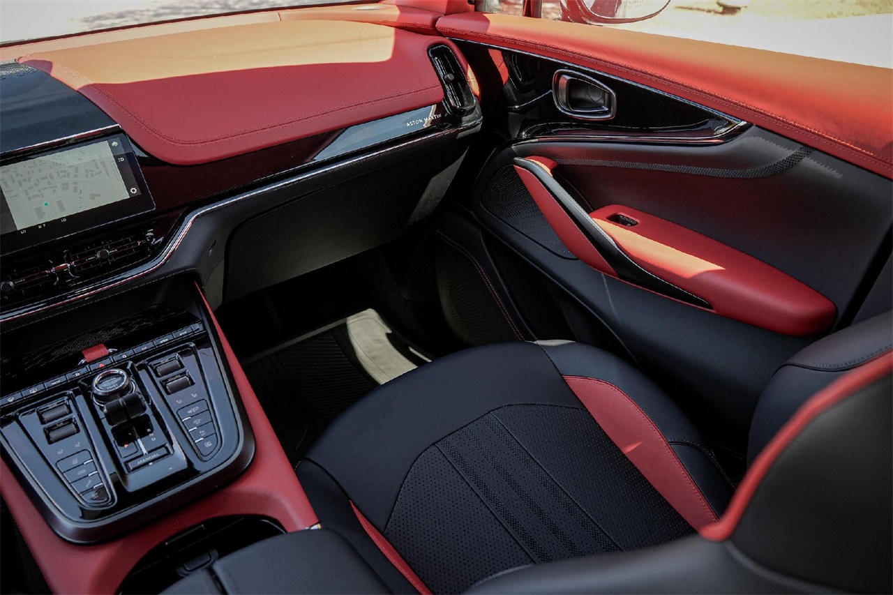 New Car 2025 Aston Martin Dbx  707 For Sale Under $290,000 In Austin, Texas