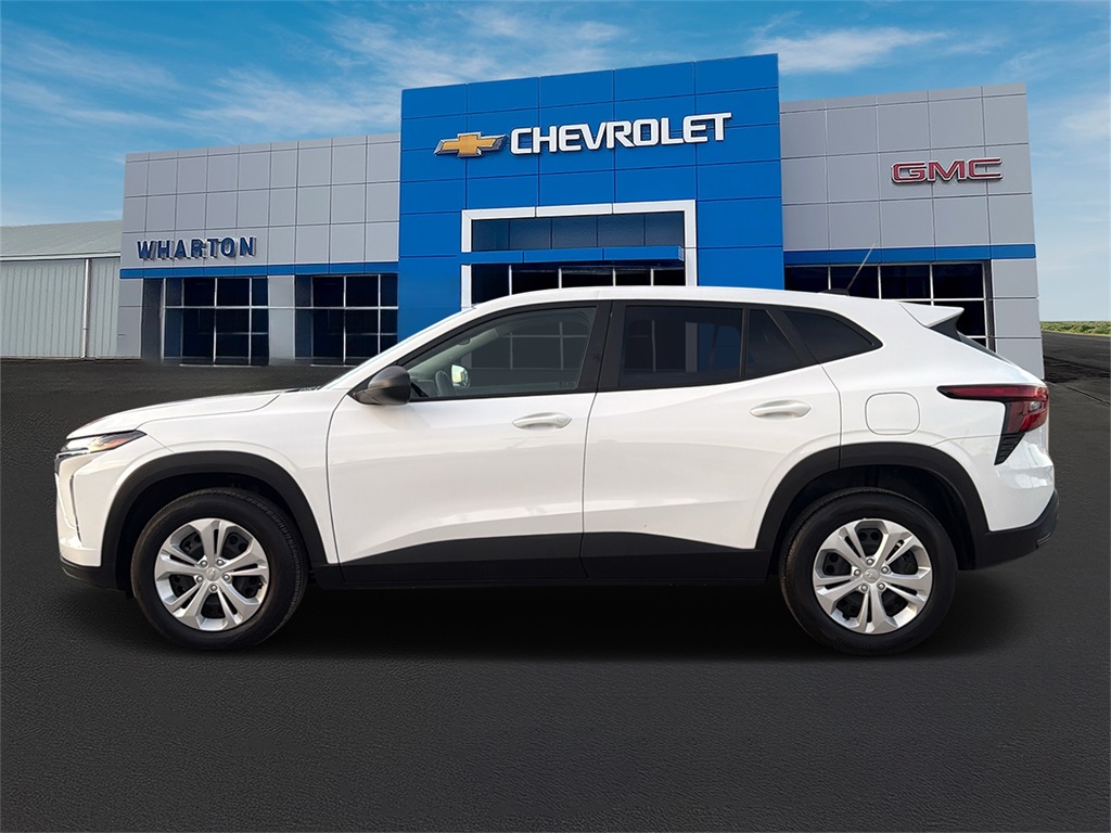 2025 Chevrolet Trax LS - 4