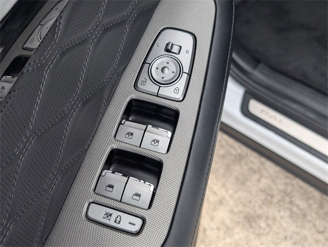 2021 Hyundai Palisade Calligraphy White at Community Toyota