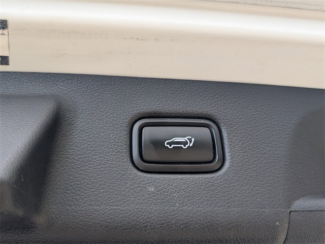 2021 Hyundai Palisade Calligraphy White at Community Toyota