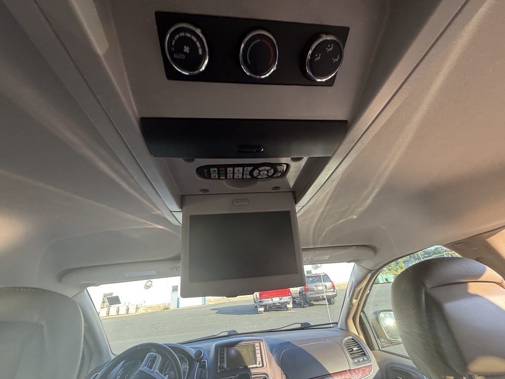 2016 Chrysler Town and Country