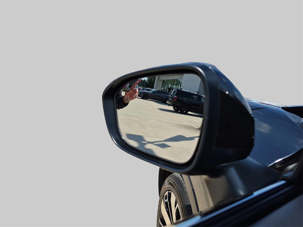 2025 Mitsubishi Outlander SE - 11