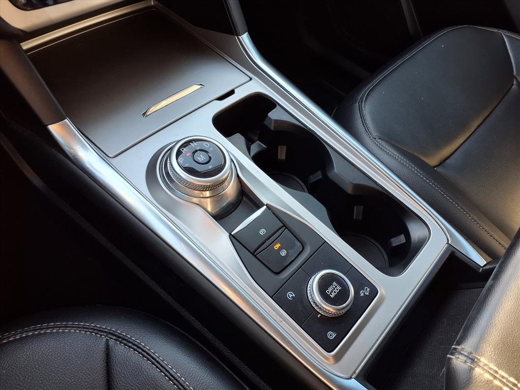 2020 Ford Explorer XLT - 10