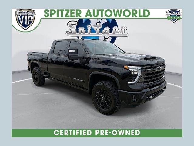Black 2024 Chevrolet Silverado 2500HD High Country Crew Cab 4WD Pickup Truck Four-Wheel Drive Automatic