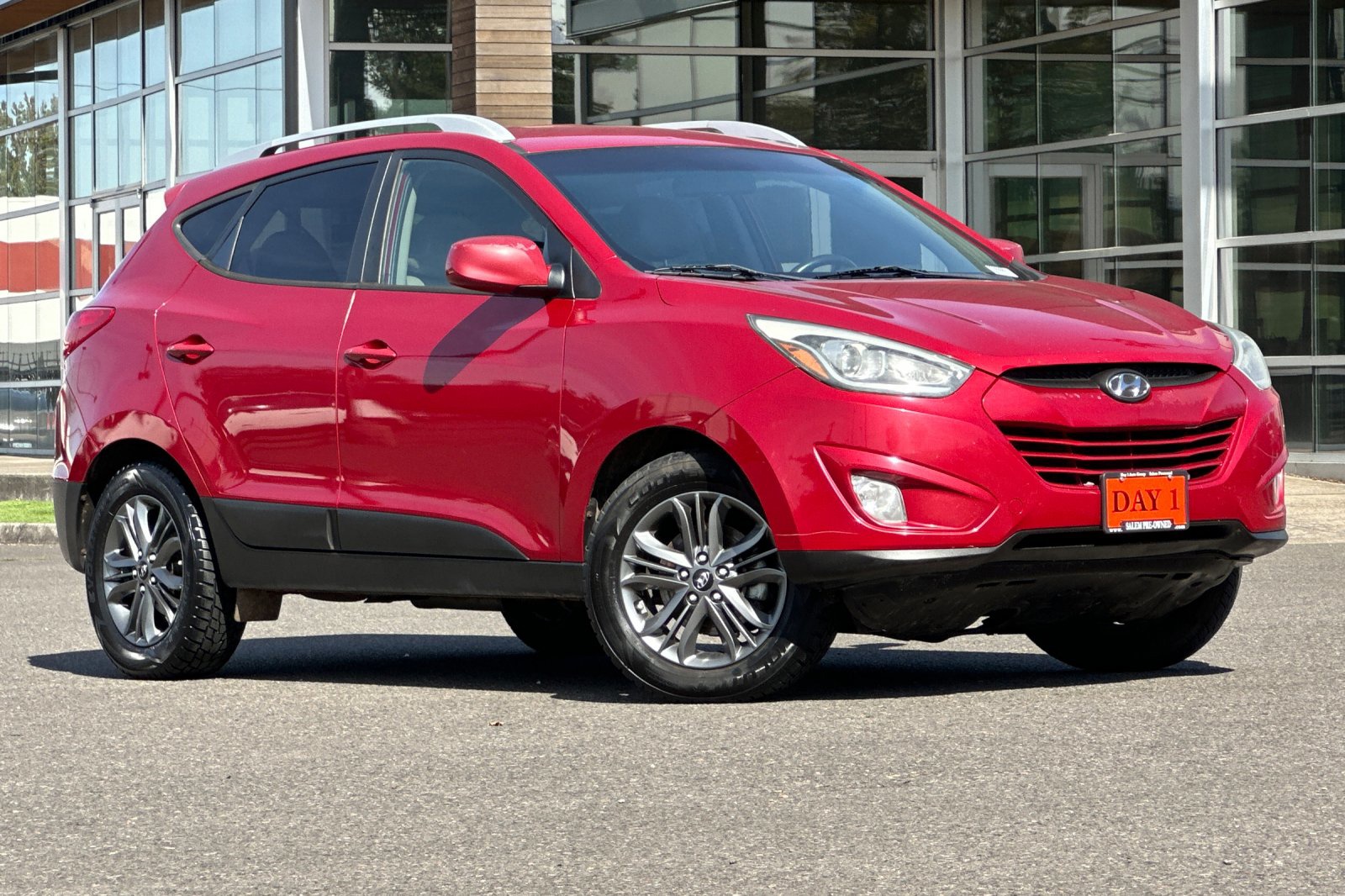 Used 2015 Hyundai Tucson SE with VIN KM8JUCAG6FU113745 for sale in Salem, OR