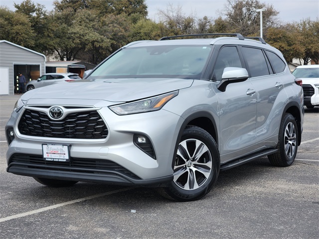 2024 Toyota Highlander XLE AWD