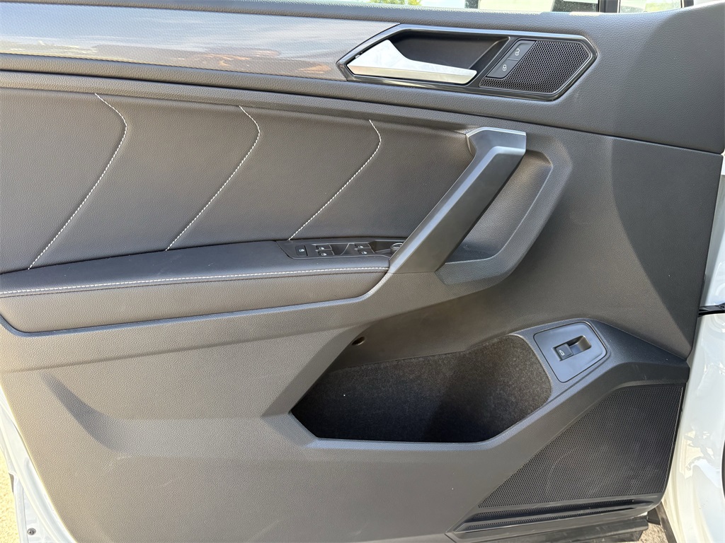 2024 Volkswagen Tiguan 2.0T SE - 9