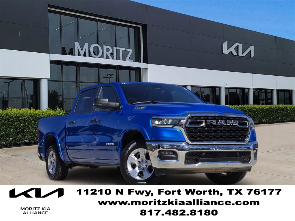 2025 RAM 1500 Big Horn Crew Cab 4WD