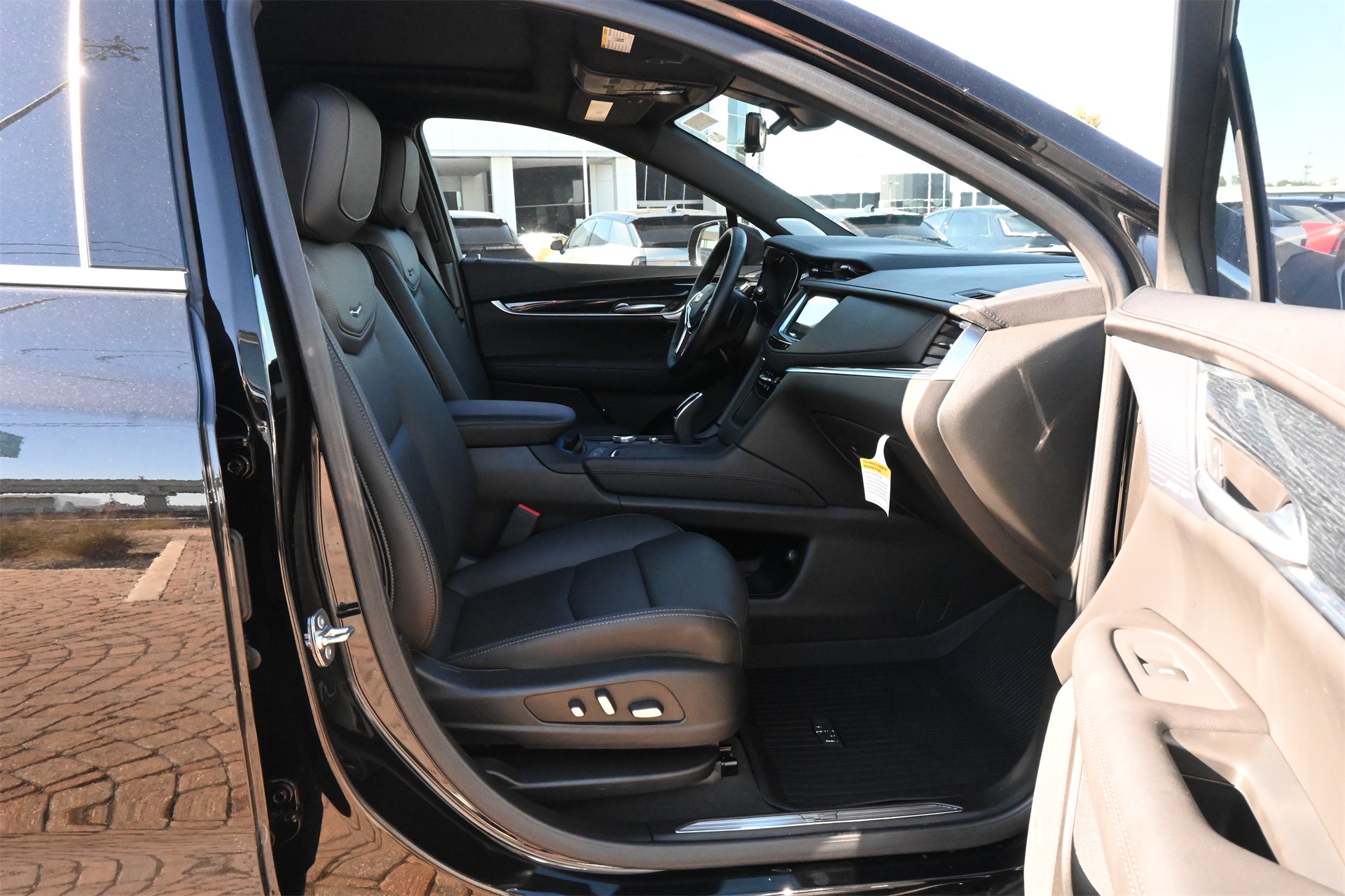 2025 Cadillac XT5 Premium Luxury Black at Classic Chevrolet Galveston