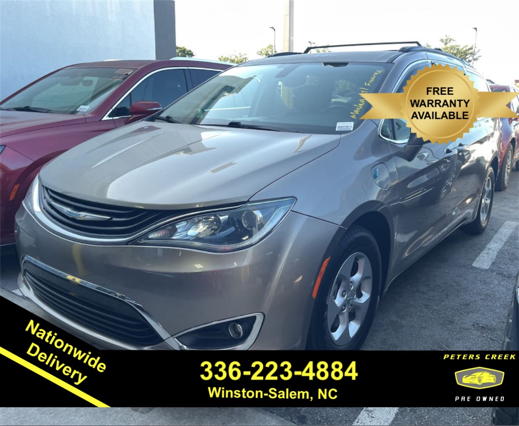 2017 Chrysler Pacifica Hybrid Premium FWD