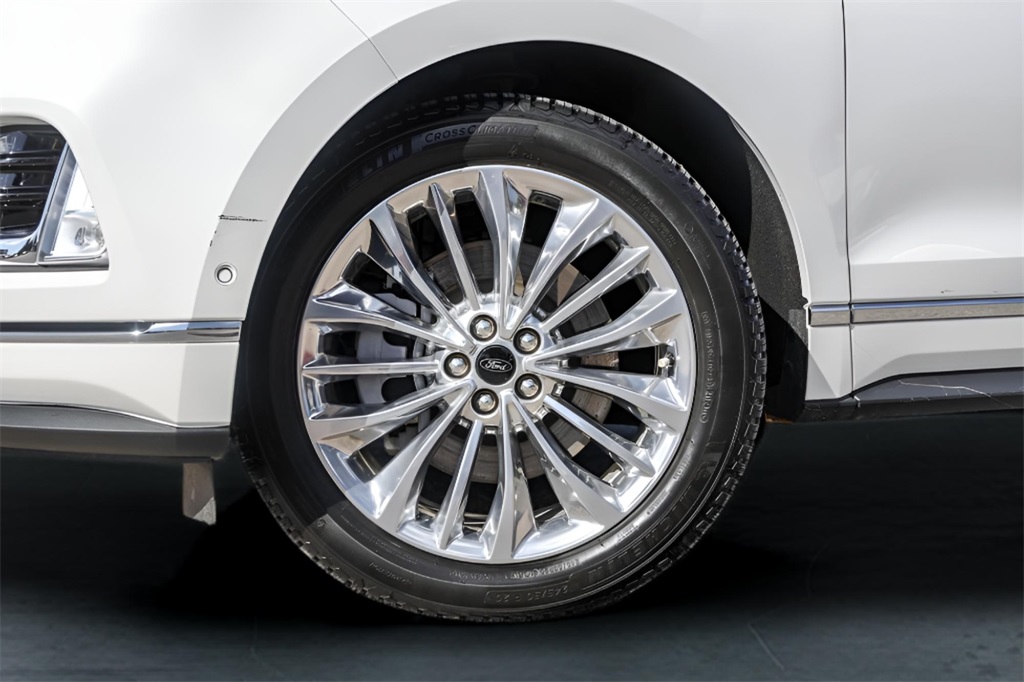 Used Car 2022 Ford Edge  Titanium For Sale Under $30,000 In Austin, Texas