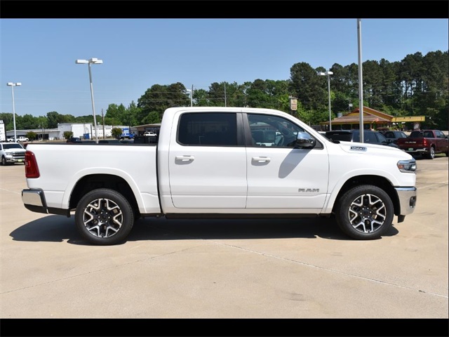 2025 Ram 1500 Laramie photo 2