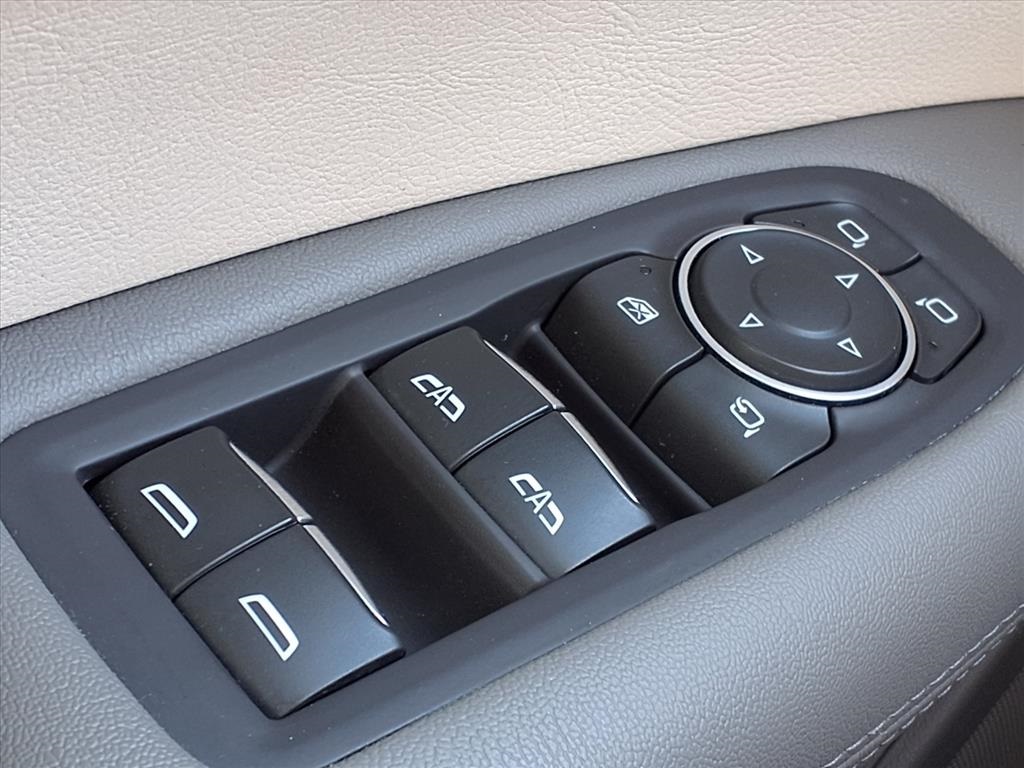 2021 Cadillac XT5 Premium Luxury Black at Bayway Cadillac Southwest