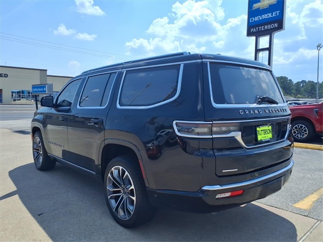 2022 Jeep Grand Wagoneer III photo 4