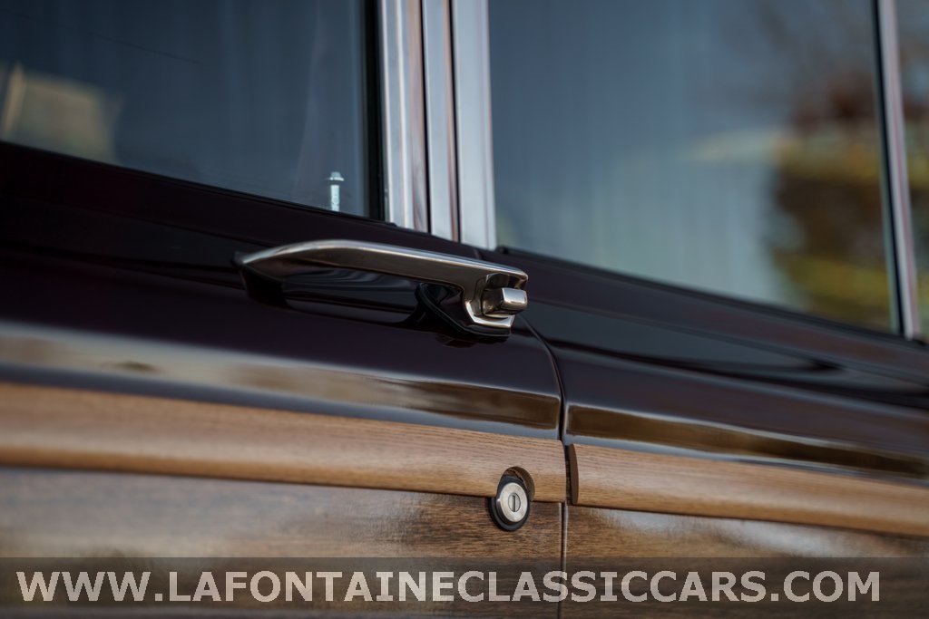 1991 Jeep Grand Wagoneer 47