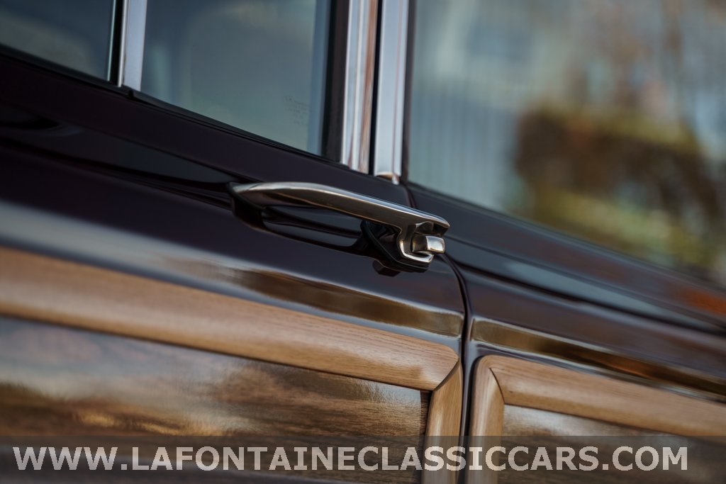1991 Jeep Grand Wagoneer 49
