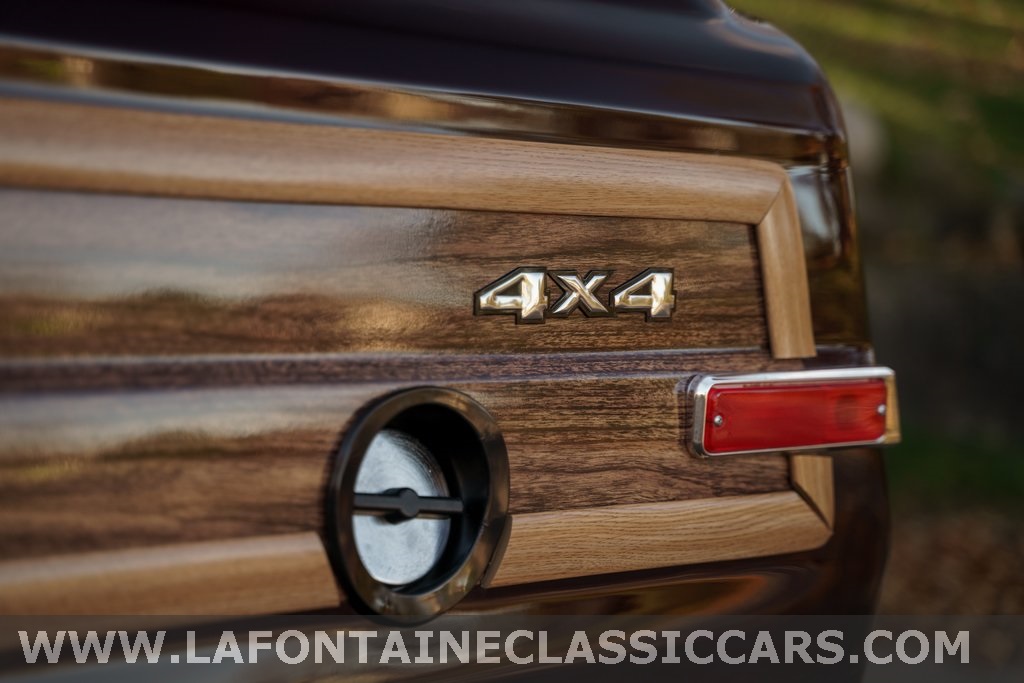 1991 Jeep Grand Wagoneer 51