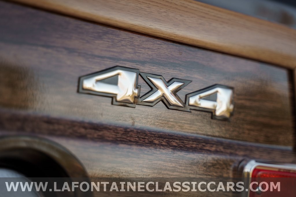1991 Jeep Grand Wagoneer 55