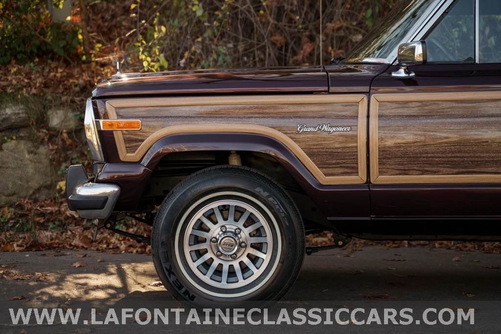 1991 Jeep Grand Wagoneer 79