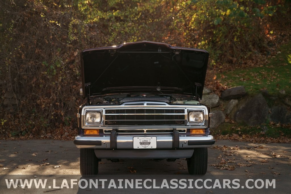 1991 Jeep Grand Wagoneer 95