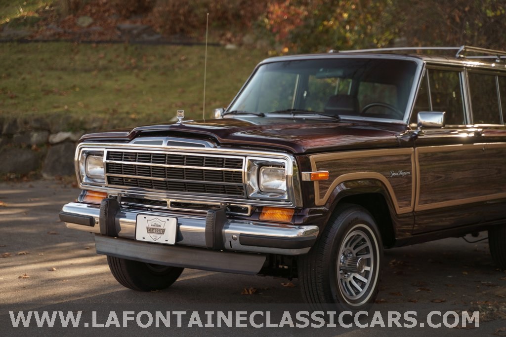 1991 Jeep Grand Wagoneer 135