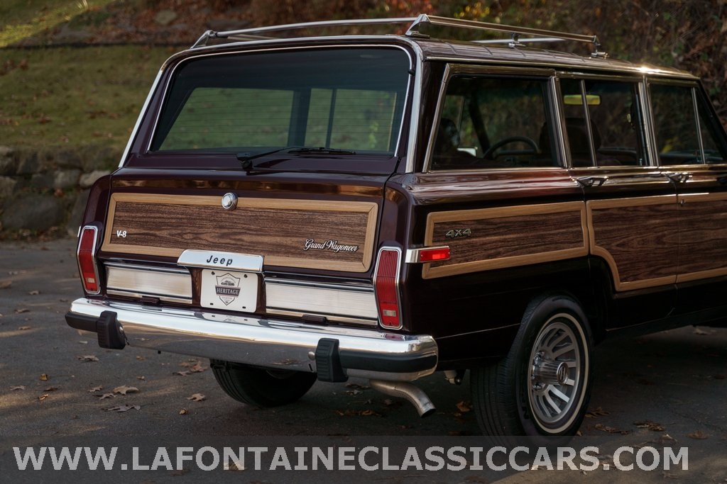 1991 Jeep Grand Wagoneer 151