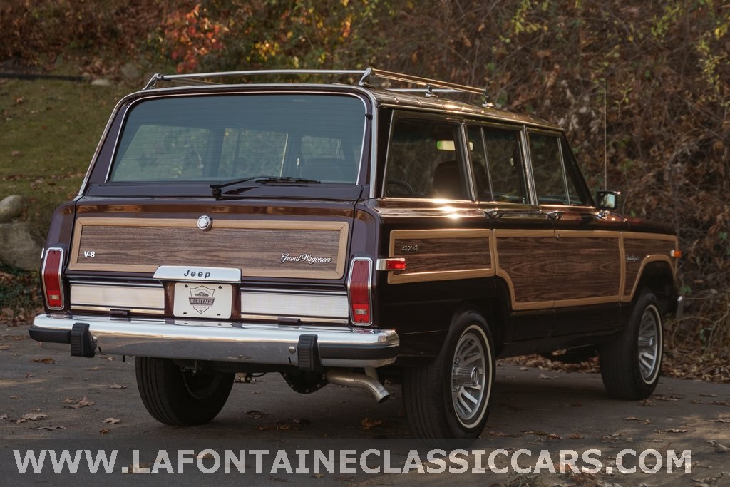 1991 Jeep Grand Wagoneer 155