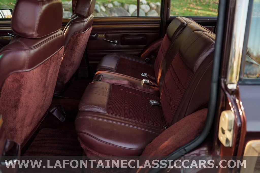 1991 Jeep Grand Wagoneer 177