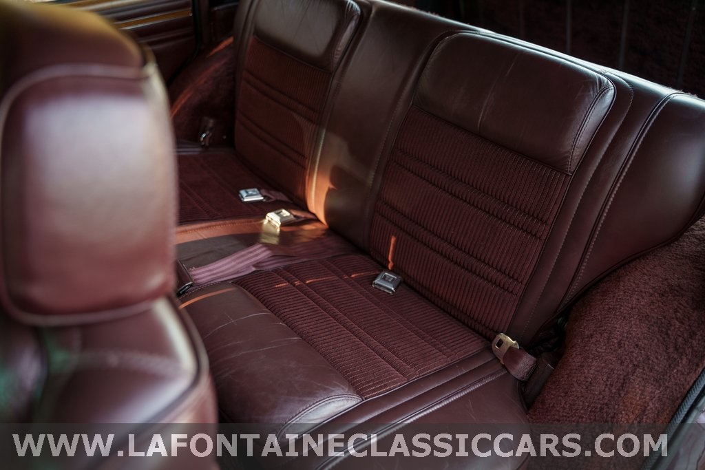 1991 Jeep Grand Wagoneer 179
