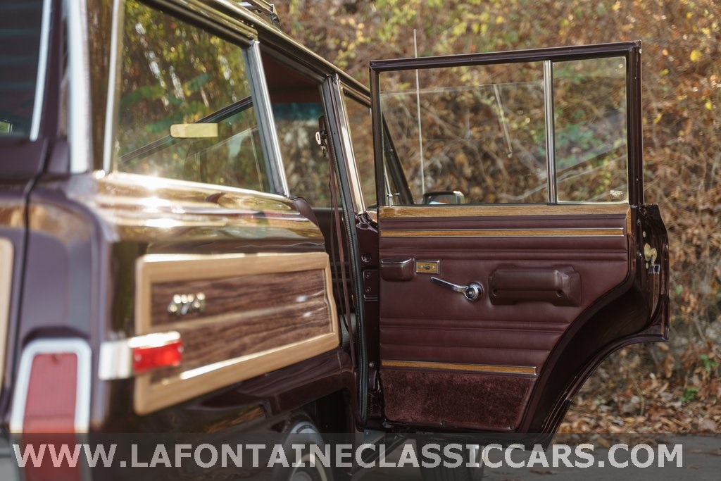 1991 Jeep Grand Wagoneer 181