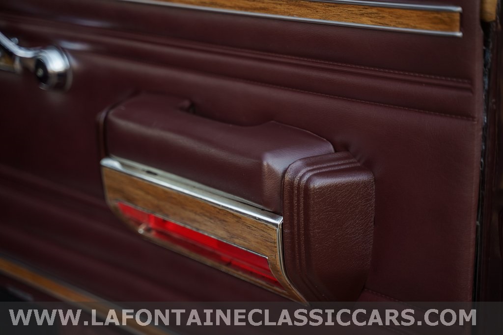 1991 Jeep Grand Wagoneer 193