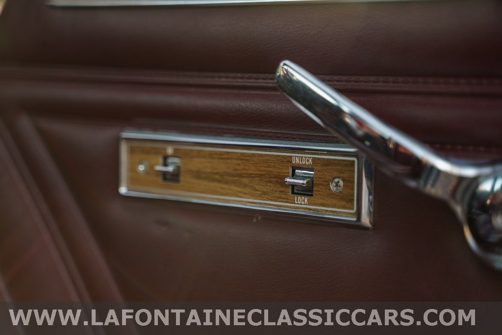 1991 Jeep Grand Wagoneer 195