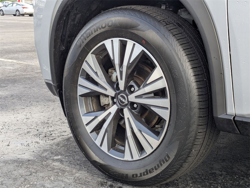 Used 2023 Nissan Rogue For Sale in Findlay, OH