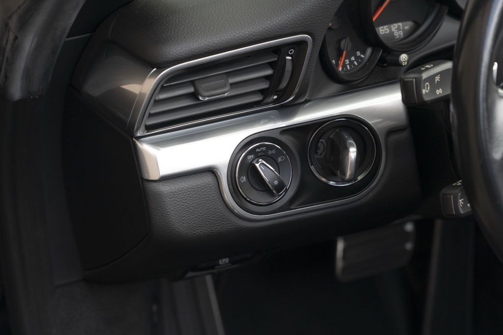 2019 Porsche 911 - Thumbnail 9