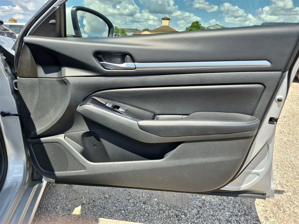 2023 Nissan Altima 2.5 SV Silver at Emmons Autoplex