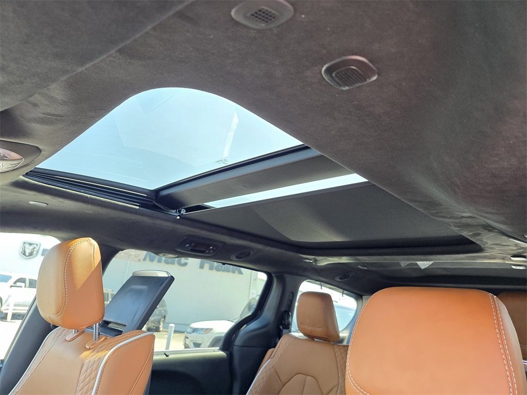 2026 Chrysler Pacifica Pinnacle Black at Martin Chrysler Dodge Jeep Ram