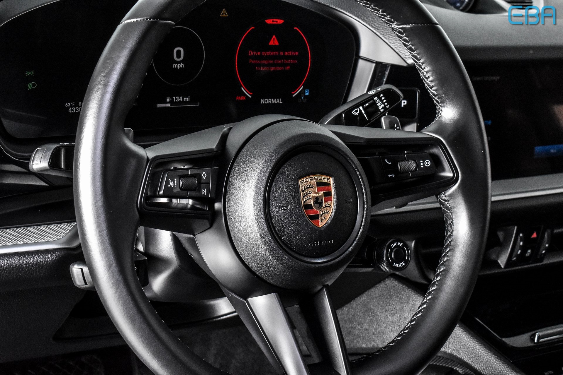 2024 Porsche Cayenne Base photo 16