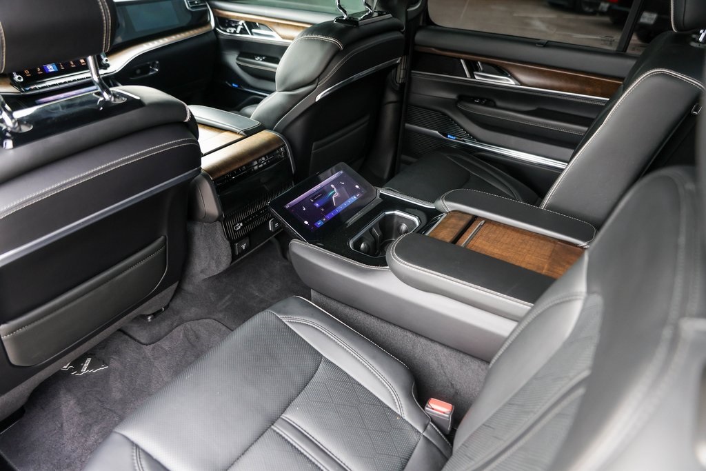 Used Car 2022 Jeep Grand Wagoneer  Series Ii For Sale Under $60,000 In Austin, Texas